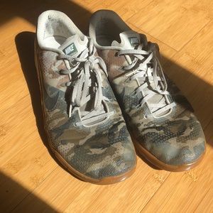 Nike Metcon 4 'Army Camo' Low Top Sneakers
